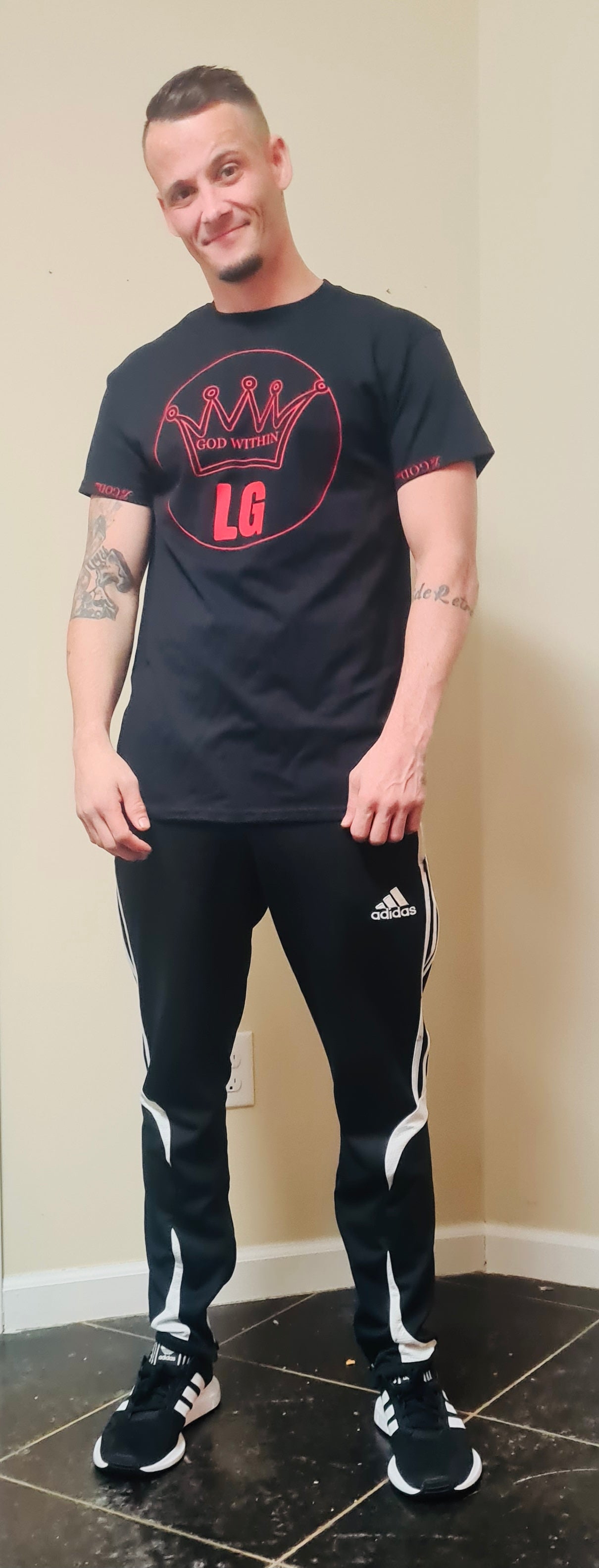 Lagodess Large Crown T-shirt